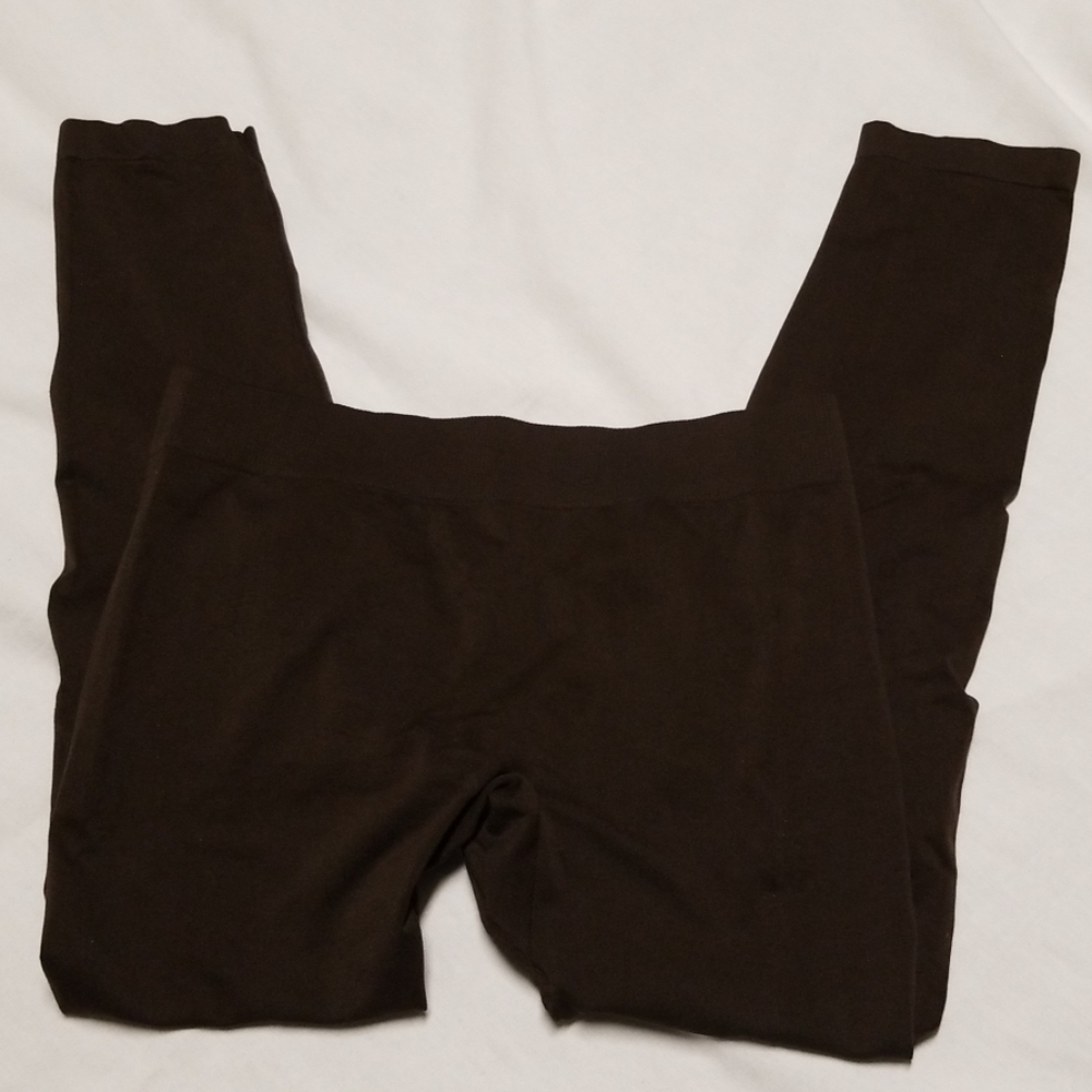 🍒🍒 3 for $15! Fit to go brown leggings M